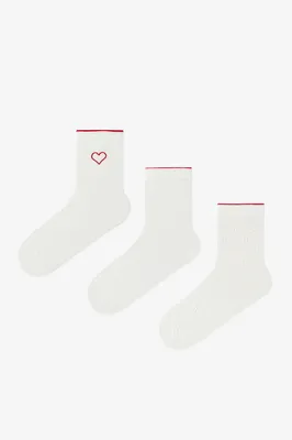Clouded Heart 3 Pcs Socks PHS07M1526IY