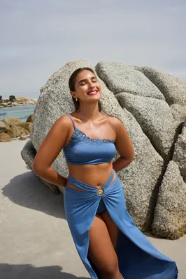 Estelle Pareo PL6SIQYO26IY